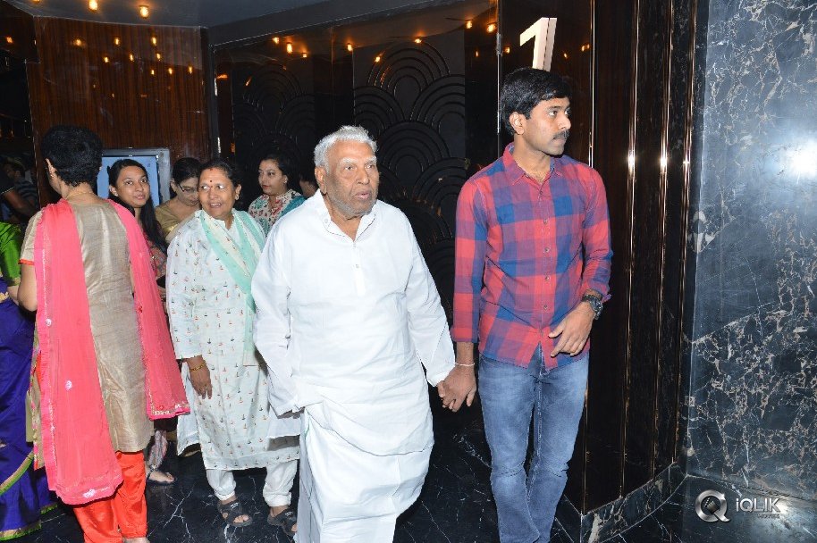 NTR-Kathanayakudu-Movie-Special-Screening